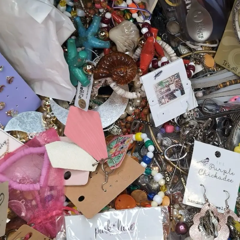 2lb mixed jewelry lot