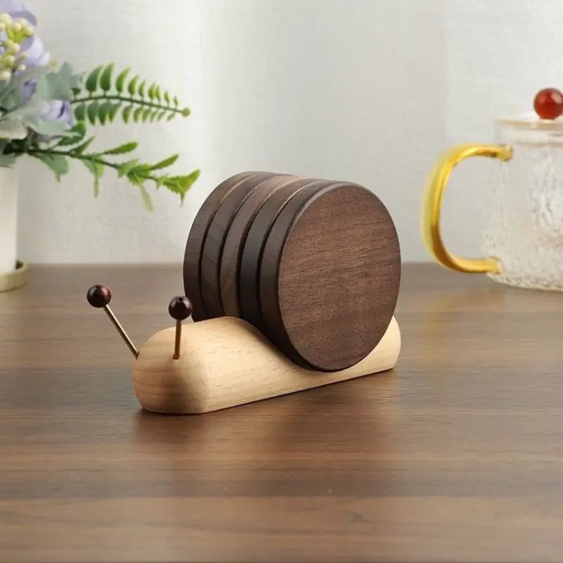 Charming Walnut Snail Coaster Set, Wooden Coasters, Decorative Coaster, Coasters for Drinks, Heat Resistant Home Decor, Cartoon Design Tea Cup & Coffee Mug Mat, Relaxing Table Accessory
