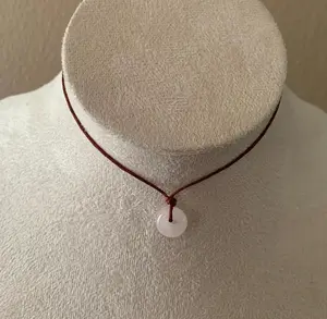 Quartz Natural Stone Donut Necklace - cordon con Dona de cuarzo