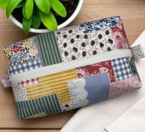 Zippered Boxy Pouch: Durable Fabric Makeup Bag & Travel Organizer