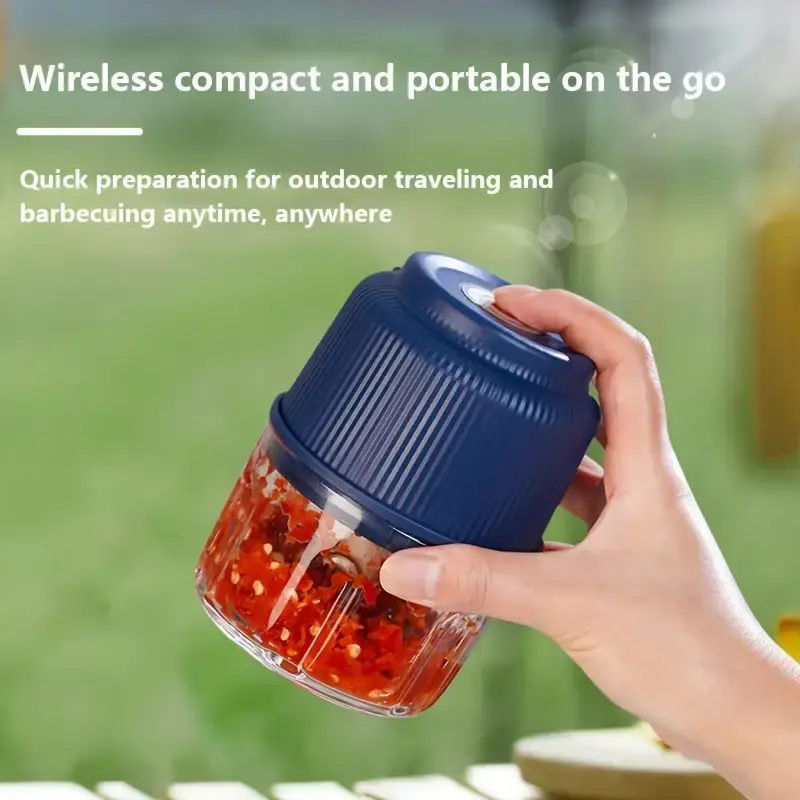 USB Rechargeable Electric Garlic Masher - 8.79oz Lightweight Compact Kitchen Utensil with Built-in 500mAh Li-ion Battery, 1 Piece, Powerful, Durable, Mashes/Chops Garlic, Vegetables, Ideal for Chili, Ginger, Father's Day Gift