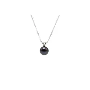 Andrea Necklace on 14K White Gold