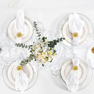 A 12-piece set of Bali-style cloth napkins and metal flower napkin rings, comprising 6 cloth napkins and 6 metal flower napkin rings, ideal for table decorations at Valentine’s Day, birthday, wedding, Thanksgiving and other festive gatherings
