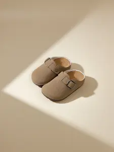 Unisex Kids Slippers, Comfortable Fashion Shoes for Boys & Girls, Indoor Outdoor Use, Soft Breathable Weave, Easy Slip-On Design, Casual Slippers