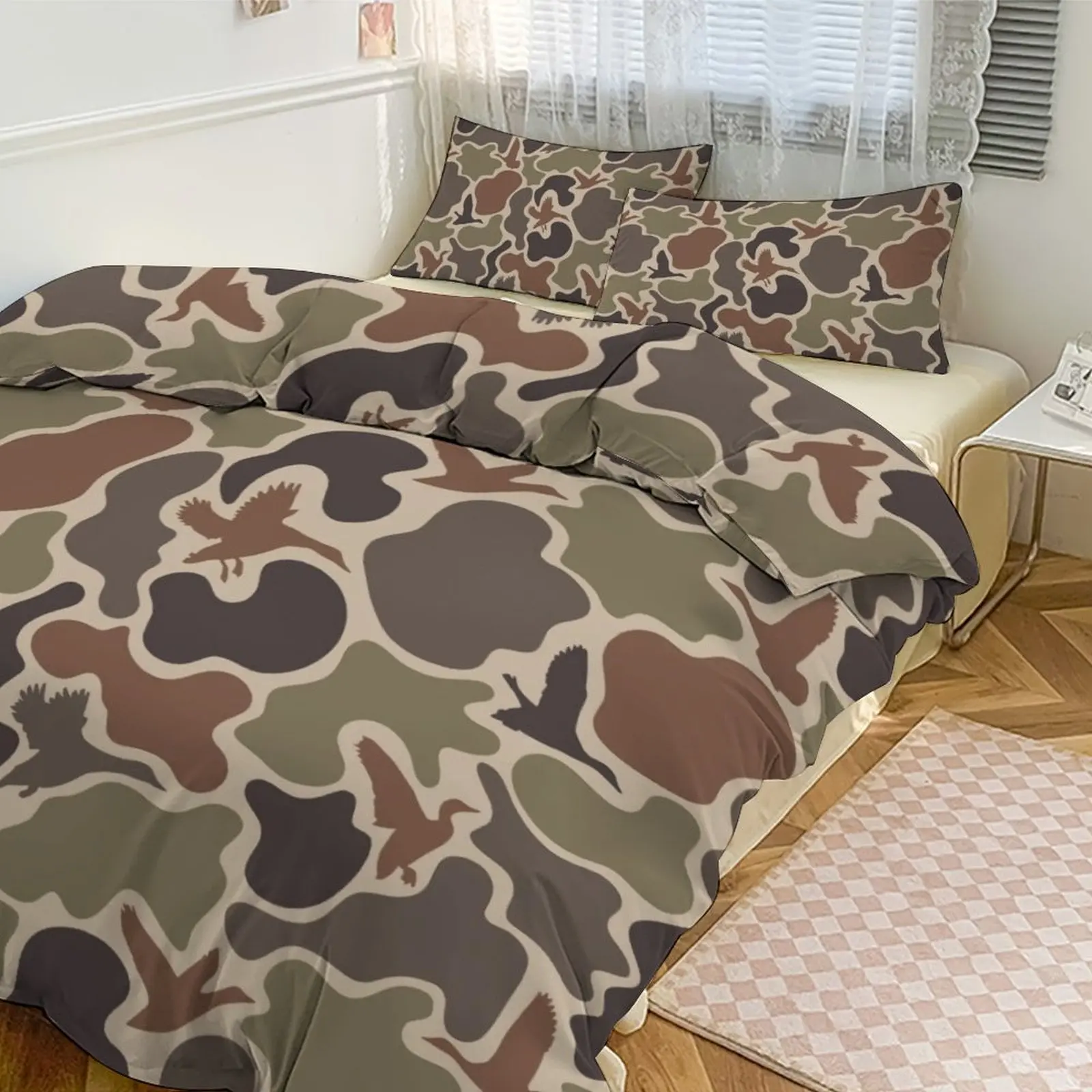 Vintage Duck Camo Print Bedding Retro Hunting Style Camouflage design Set 3PCS Dollar Bill Duvet Cover Set with 2 Pillowcases Soft Comforter Cover Bedroom Home Decor Gift