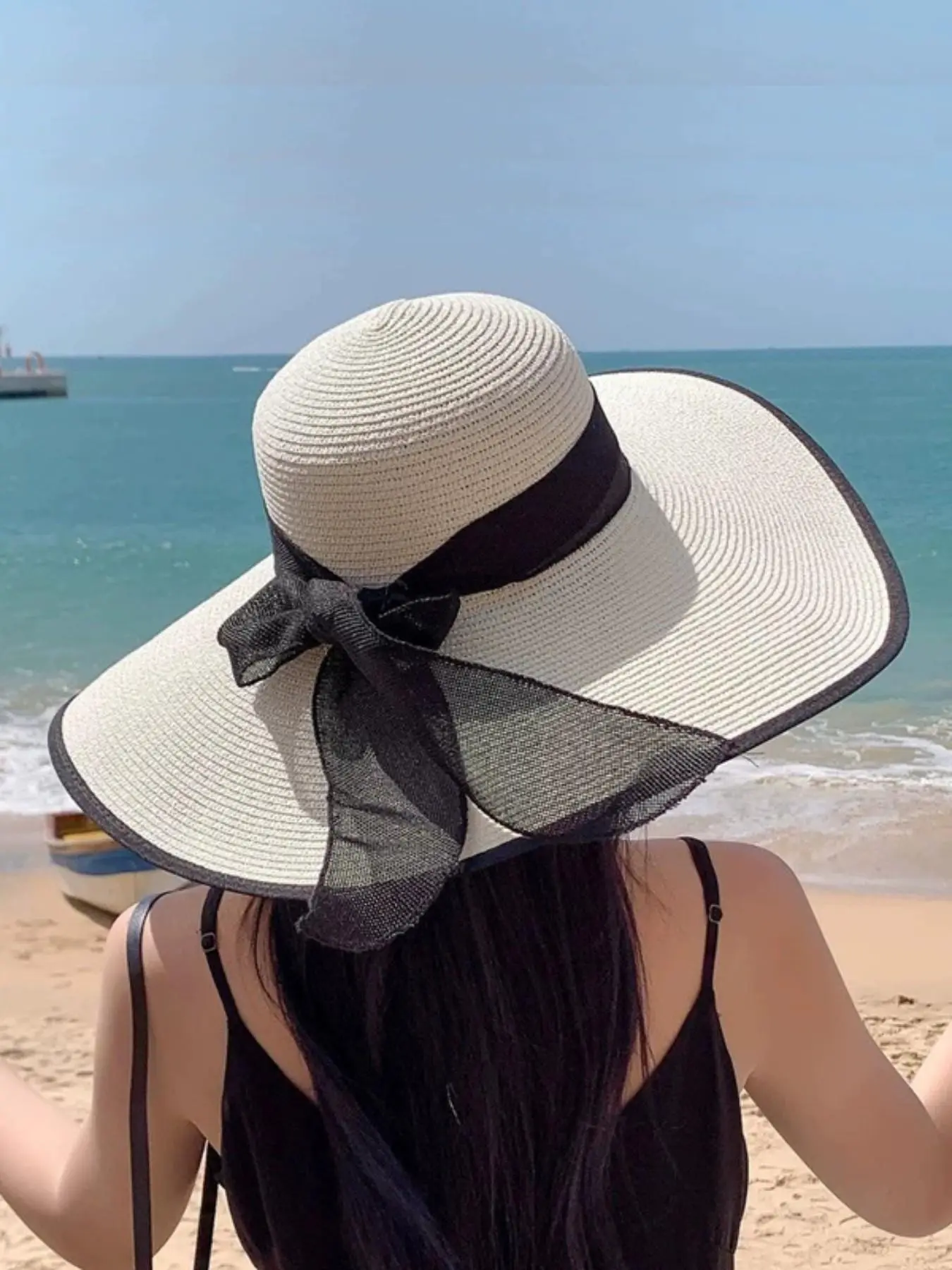 Boho Paper Straw Hat with Large Bow, Stylish Hat, Foldable Sun Hat for Summer Travel, Comfortable Beach Hat for Women, Essential for Vacation