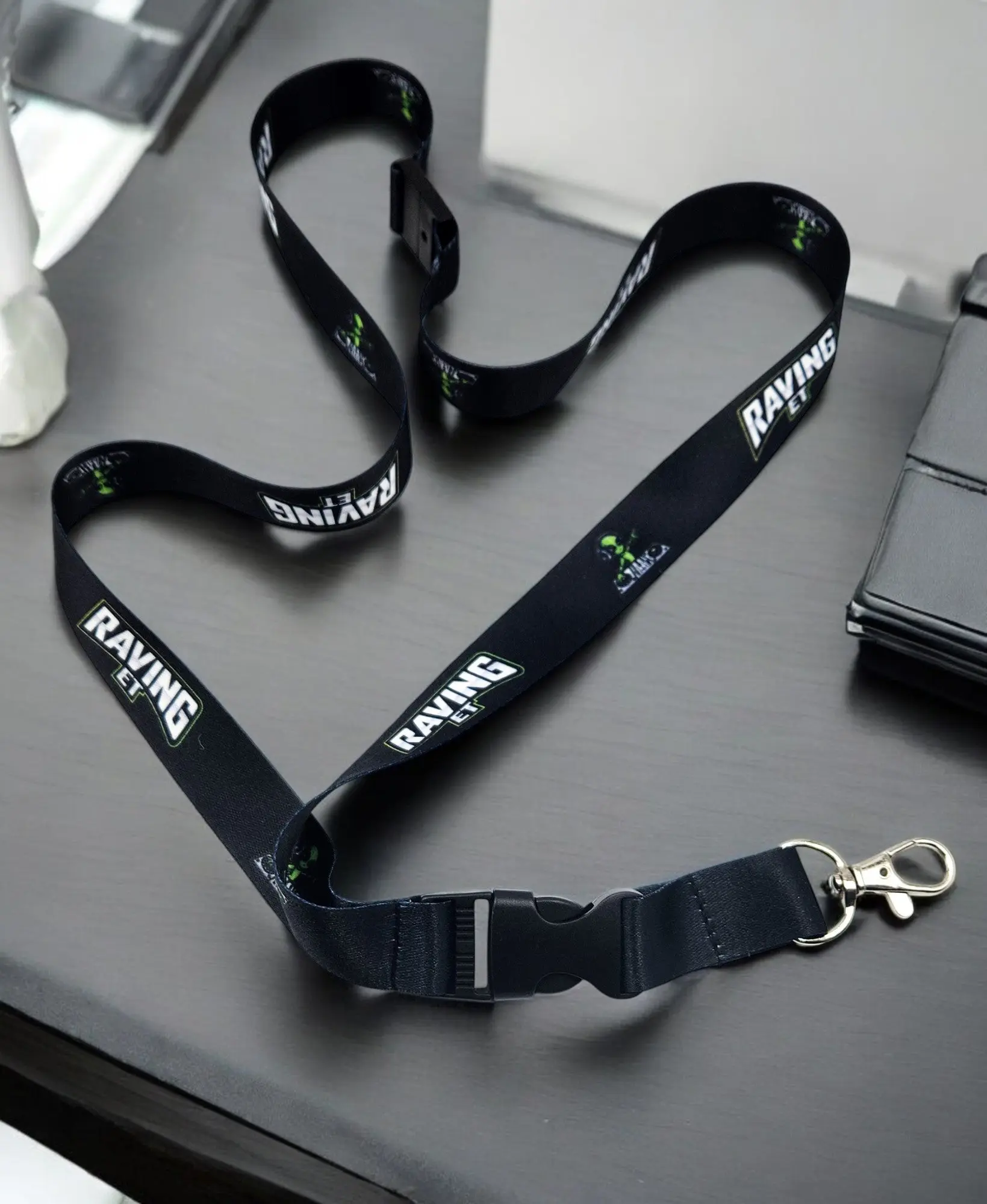 🔗 Raving ET Lanyard – Hold It Down, Cosmic Style 👽✨