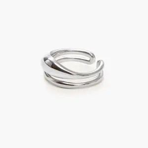 en route Twin Molten Ring in Silver, Organic Molten Surface with A Sleek Stacked Design, A Chic Statement for Daily Modern Style