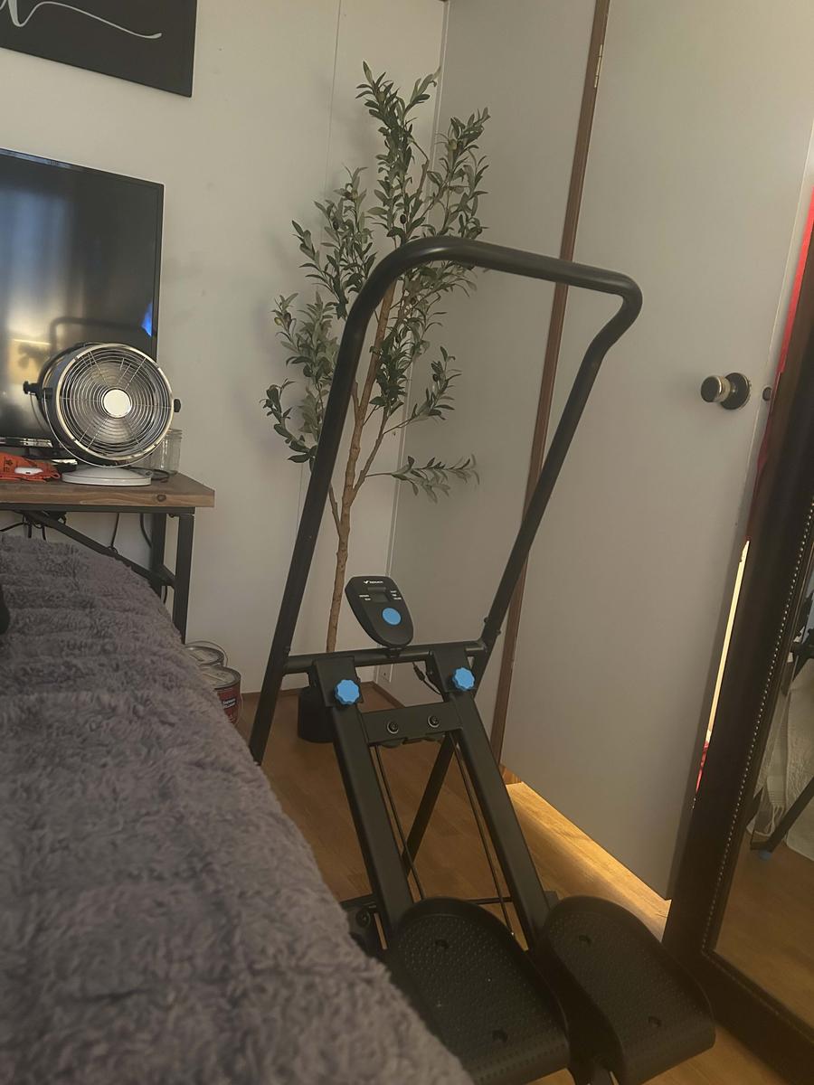 Item: White - Adjustable Resistance