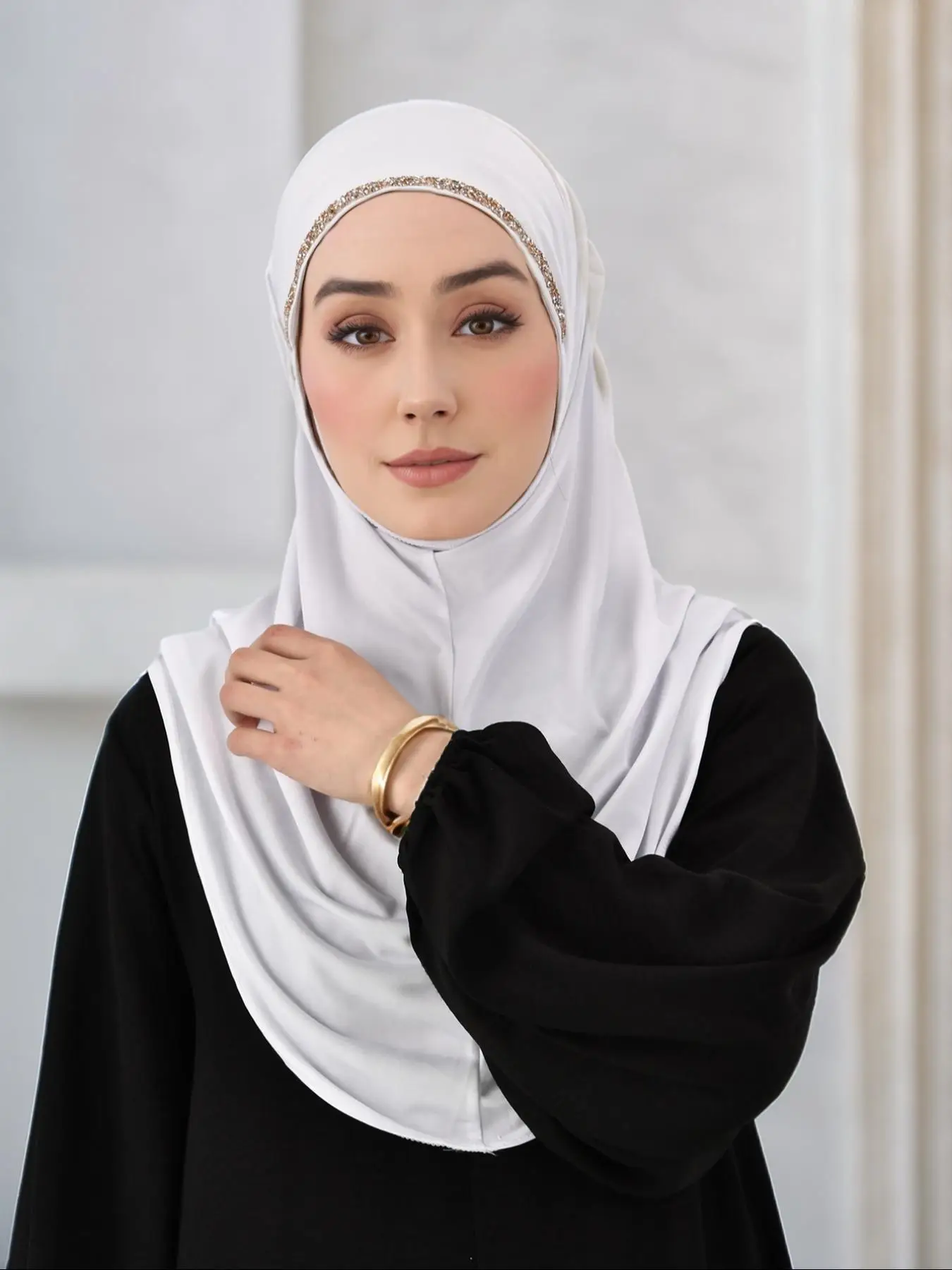 Women's Solid Color Rhinestone Decor Khimar, Modest Fashion Soft Comfortable Hijab for Daily Wear, Casual Versatile Hijab for Women