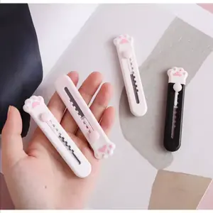 Cute Cat Paw Shaped Safe Box Cutter Utility Tool - Adorable Design for Everyday Use