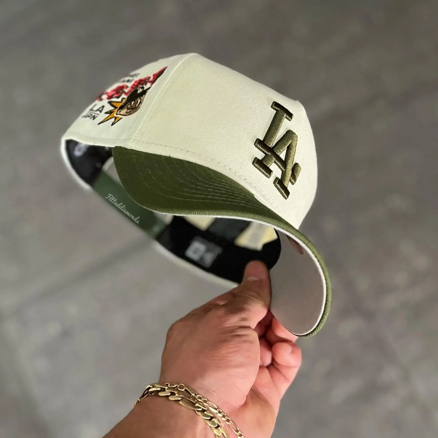 New Era MLB LA Dodgers & NY Yankees 9FORTY 59FIFTY Snapback Adjustable Baseball Cap Ivory Cream Olive Green Embroidered LA Logo Curved Brim Adjustable Unisex Baseball Hat Retro Vintage Streetwear Look Hip Hop Style Fashion Trend 2026 TikTok Viral Headwear