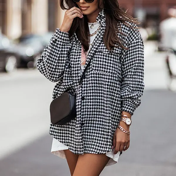 Arssm Plaid Jacket Women Casual Houndstooth Jacket Flannel Shacket Loose Long Sleeve Shirt Button Down Shacket with Pockets