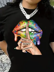 Women'S Two-Piece Outfit Featuring a Top And Shorts, Designed with a Proud Moon Rainbow Lip Print, Includes a Round-Neck Short-Sleeve T-Shirt And Matching Shorts