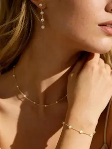 Women Chic Gold Pearl Necklace, Bracelet, and Earrings Jewelry Set - Jewellery