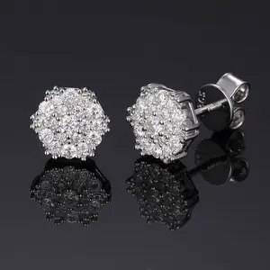 High-Quality Synthetic Moissanite Geometric Stud Earrings – Simple, Versatile, Trendy, Expressive Jewelry for Everyday Wear and Commuting