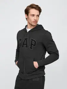 Relaxed Gap Logo Zip Hoodie, Color New Charcoal Grey, Men