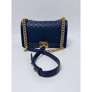 Pre-owned CHANEL leather Shoulder Bags Le Boy Medium Flap Shoulder Bag Navy Blue Lambskin ZS020CC