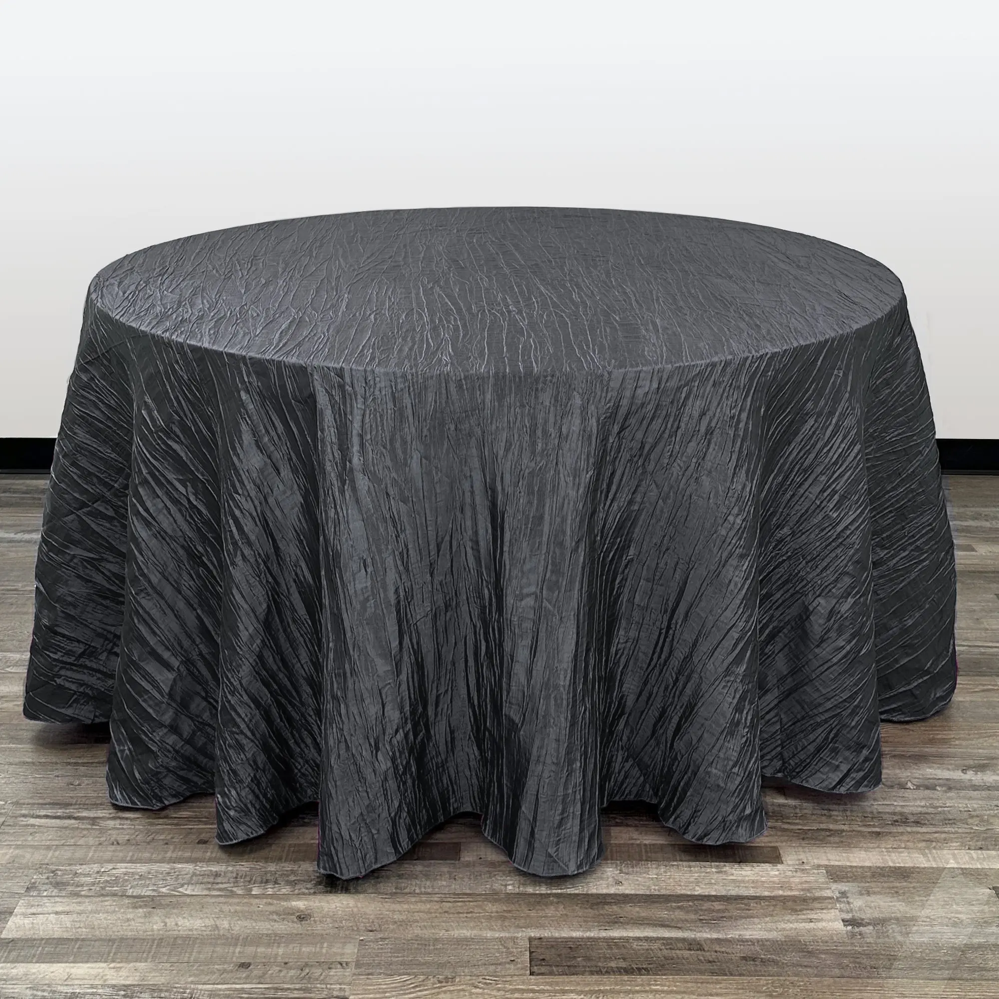 108 Inch Round Crinkle Taffeta Tablecloth Black