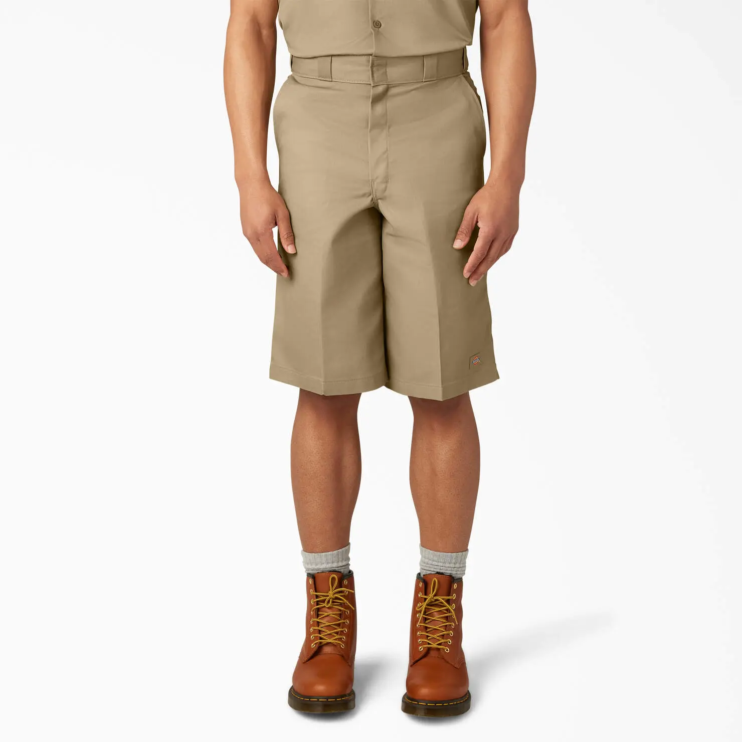 Dickies Loose Fit Flat Front Work Shorts 13" 42283 Men's Comfortable Wear with Cellphone Pocket Menswear