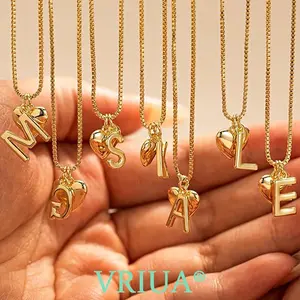 VRIUA Heart Initial Letter Necklace for Women Girls Golden Heart Letter A-Z Necklace Dainty Heart Name Necklace Personalised Initial Pendant for Gifts