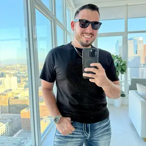 RHINESTONE TSHIRTS  (FITTED)