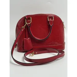 Pre-owned Louis Vuitton leather Crossbody Bags Alma BB Monogram Vernis Crossbody Bag SH377LV
