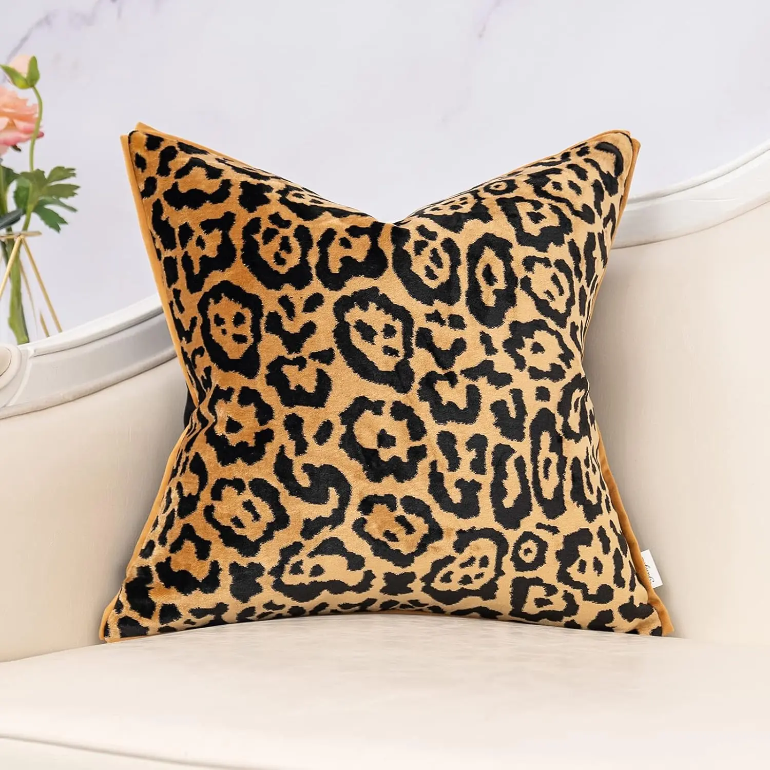Black and  Square Pillow Cover Cut  Leopard Print Cushion Cover Luxury Modern Pillowcover for Couch Living Room Bedroom,18x18 Inch