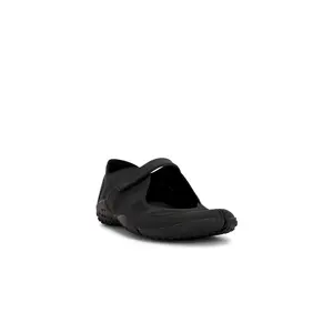 NikeSKIMS Rift Mesh Sneaker in Black