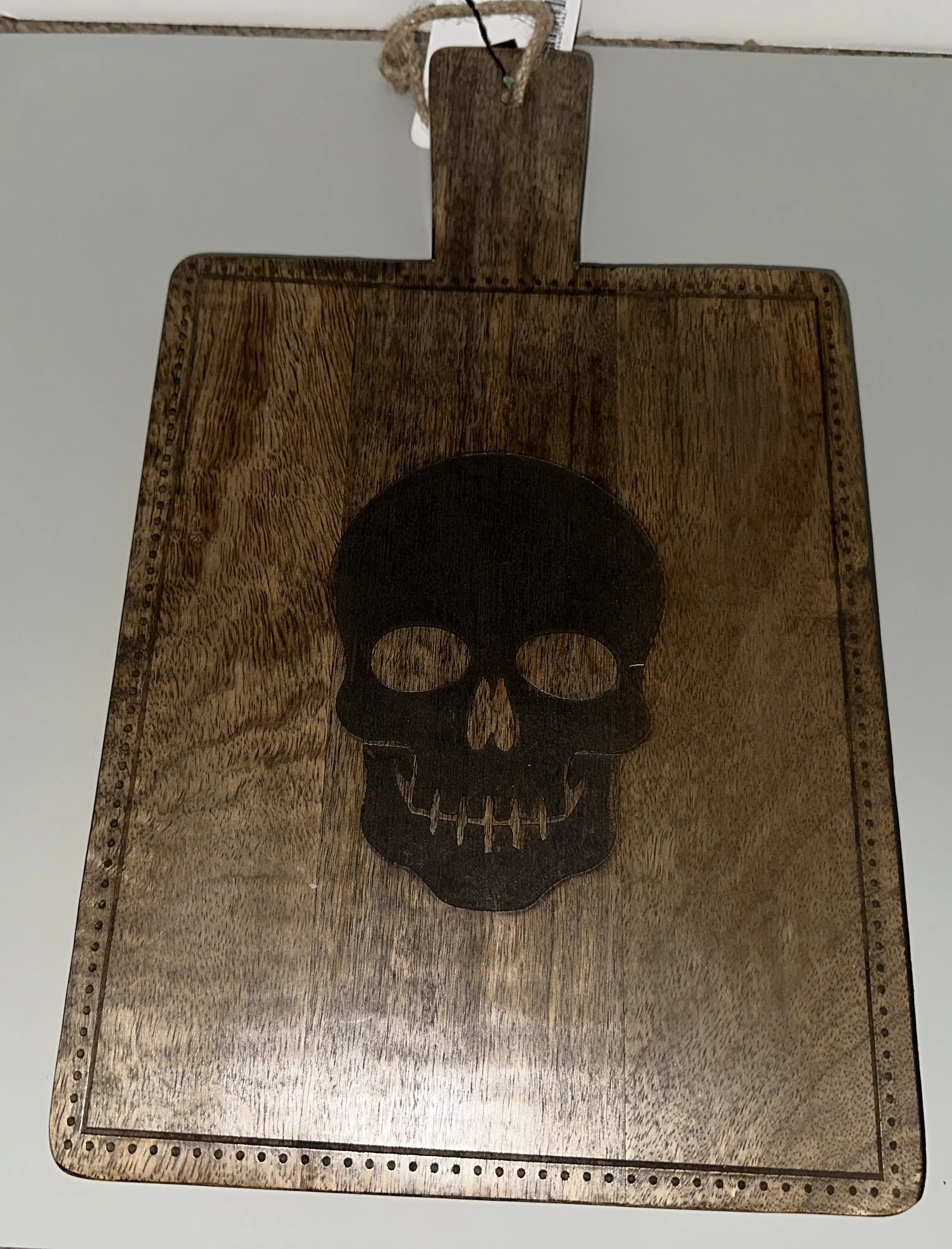 WOODEN PADDLE SKULL WOOD HALLOWEEN CHARCUTERIE CUTTING CHOP CHEESE SERVING BOARD NEW 16”