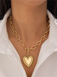 1pc Minimalism Simple Chunky Heart Decor Hammering pattern Creative Chunky Charm Necklace Golden Chain Handmade Twisted Pattern Chain Fashionable Women Choker Pendant Necklace Heart Style Choker Classic Jewelry Heart Design Necklace