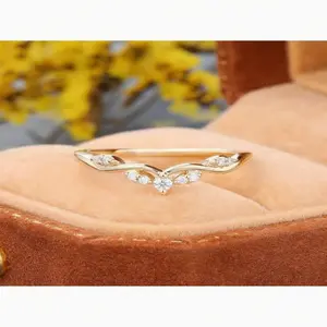 Women's retro ladies Curved Bands graceful Curved Valentine's band Luxury graceful Unique style Stacking Wedding Rings Day - Wedding Gift Anniversary Gift resizable
