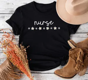 Gildan Heavy Cotton - Daisy Nurse RN T-Shirt Soft Cotton Tee for Everyday Wear & Nursing Crewneck BSN RN Graduation Gift for New Nurse