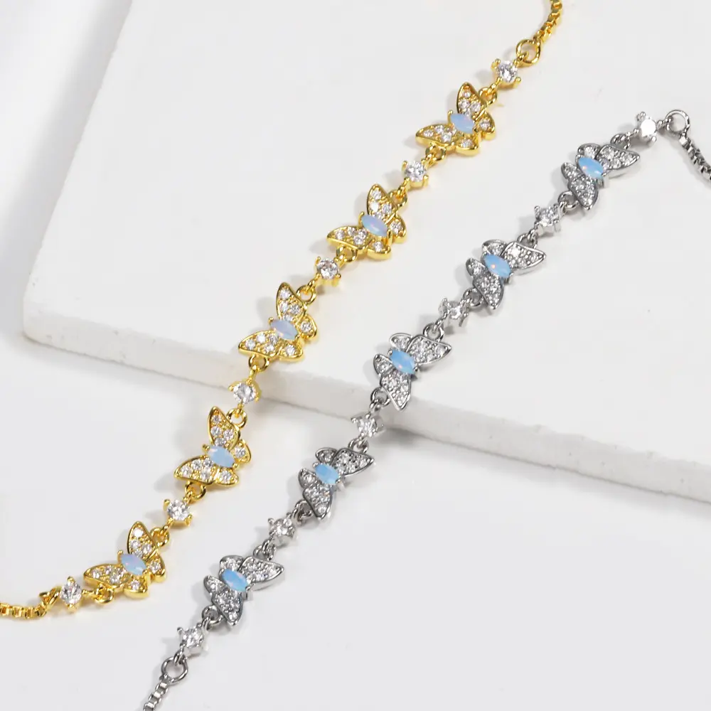 Fashionable Butterfly Bracelet Adjustable Sliding Chain Charm Bracelets with Sparkling Rhinestone Accents and Delicate Design for Stylish Wear Trendy Jewelry , Exquisite Bracelet for Women, Can Be Used As a Gift, Accessories, To Attend The Party