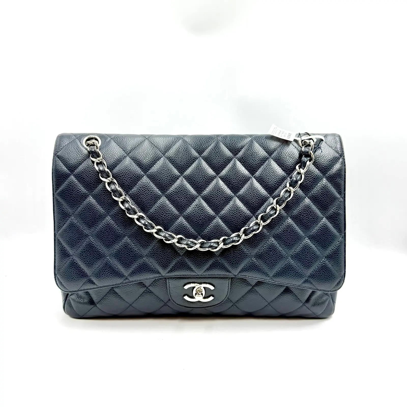 Pre-owned CHANEL AS SHOWN Clutches & Wristlets HZ 2888 Maxi Quilted Caviar Chain CC Turn Lock Handbag 26.04.01