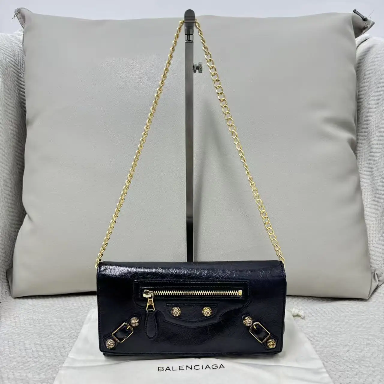 Pre-owned Balenciaga Calfskin Wallet Giant 12 Flap Studed Black CPU0916