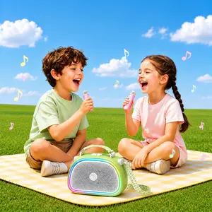 Portable karaoke machine, microphone speaker, with lanyard, 1800mAh battery, wireless microphone speaker, card insertion, voice changing function, stereo sound effect, connected to computer, suitable for home, camping, children, adults, gatherings