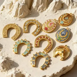 Bohemian Evil Eye Gold Stainless Steel Lucky Horseshoe Pendant Necklace, Vintage Costume Jewelry Charm Accessory