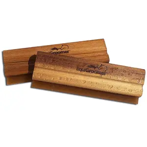 EquiGroomer Water Wisk 7-inch Equine Sweat Scraper