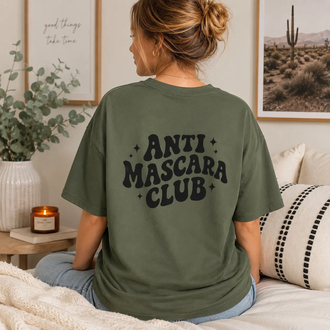 Anti Mascara Club T-Shirt | Typography retro script, skincare humor aesthetician lash extension stylist no makeup shirt