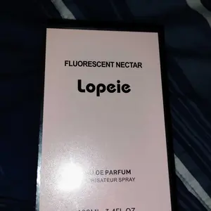 Product Review of Lopeie Fluorescent Nectar Women's Perfume - 100ml Eau de Parfum with Jasmine & Gardenia Top Notes Tuberose & Honeysuckle Middle Notes from s**n