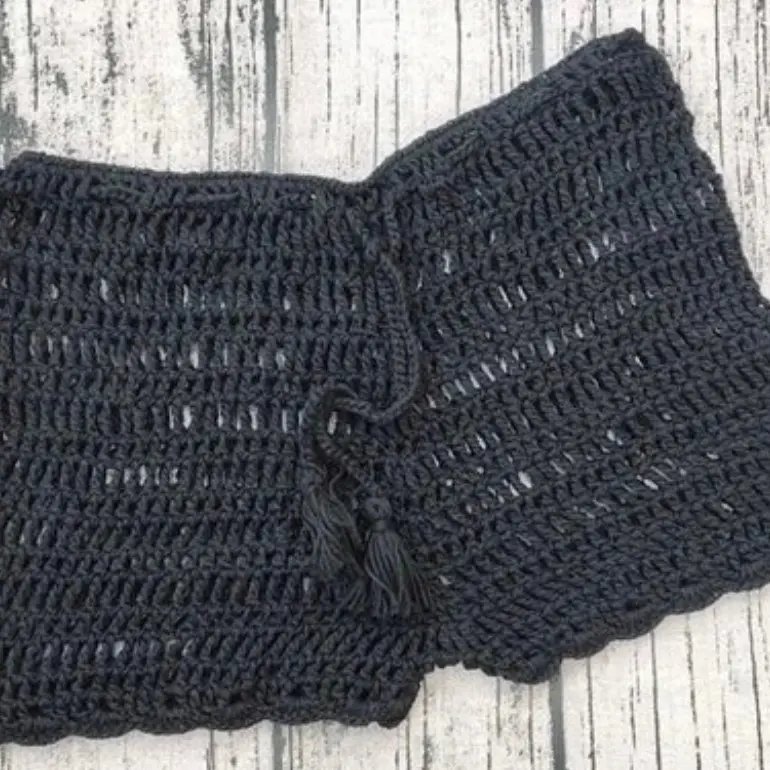 Fishnet shorts