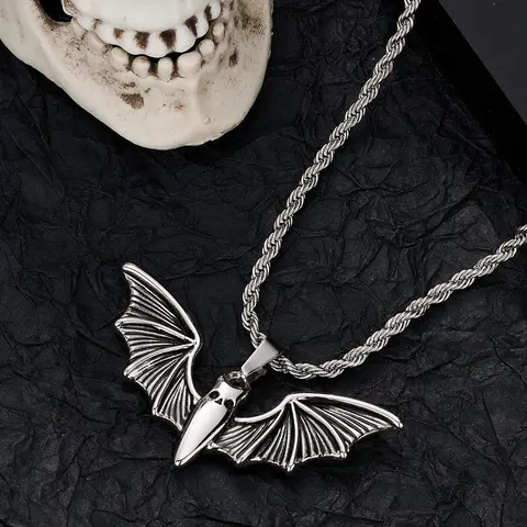 OUFER Women's Gothic Vintage Bat Wings Pendant Necklace - Stainless Steel Twist Rope Chain, 40cm+8cm, Non Tarnish Costume Necklaces, Unique Cool Gifts for Daily Elegance Jewelry for Women, Waterproof Standout Accessory