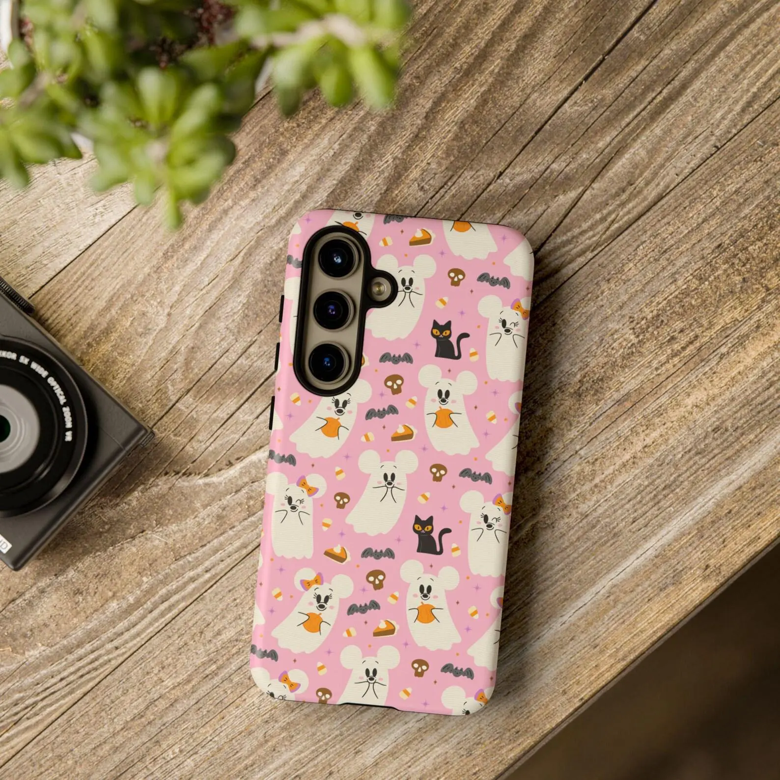 Mickey & Minnie Ghosts Phone Case – Cute Spooky Halloween Design