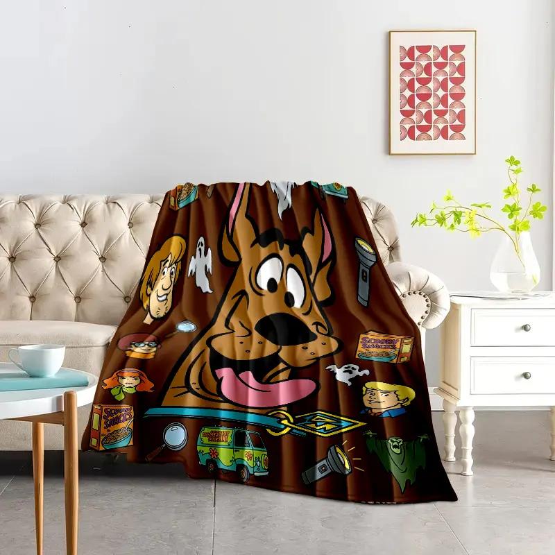Sale! Scooby-Doo flannel blanket It is made of soft and warm material and can be used as a decorative blanket on the bedside. The pattern includes images of mysterious robots, ghosts, Scooby-Doo and snacks，Suitable for giving to fans, friends and children