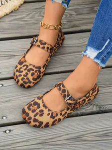 Vintage Leopard Print Mary Jane Shoes for Women, Soft Sole Round Toe Flats, Versatile Casual Low Top Sneakers, Classic Animal Print