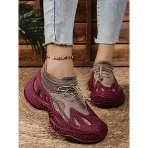 Women's new fashion trend casual sneakers, Lightweight casual sneakers, simple and versatile casual shoes, outdoor walking shoes, tennis shoes, comfortable and breathable casual shoes suitable for daily leisure and commuting to work and school