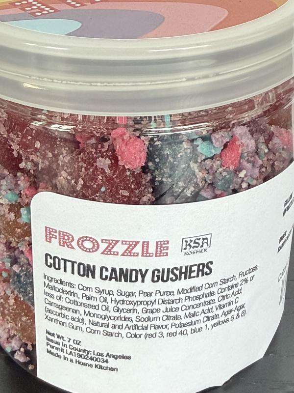 Cotton Candy Gushers - Kosher Parve, 7 OZ jar, Soft Chewy Snack with Juicy Cotton Candy Flavor, Fun Carnival Treat with cotton candy crunchy bits trending Candy gushers