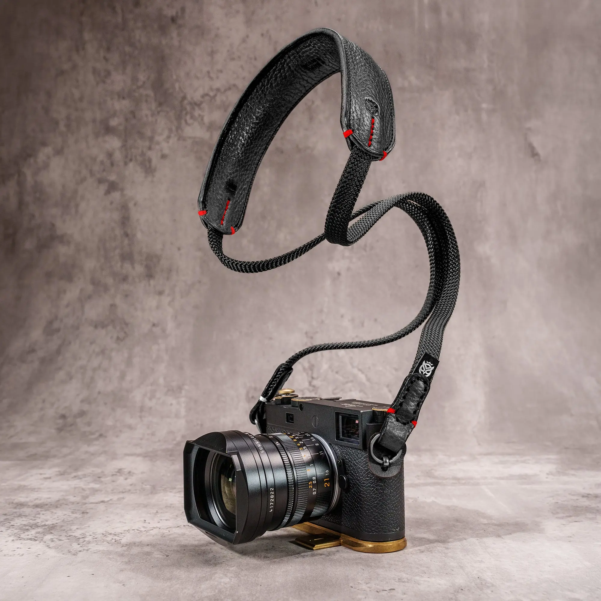 Classic Flat Padded Rope Camera Strap - Black with Red Accent