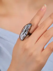 Natrual Irregular Geode Agate Gemstone Ring Vintage Bronze Adjustable Ring Unshaped Original Raw Stone Ring Gift For Women Man Girl Boy Party Accessory Jewelry Gift For Bithday Anniversary Christmas Hallowmas Fashion Ring